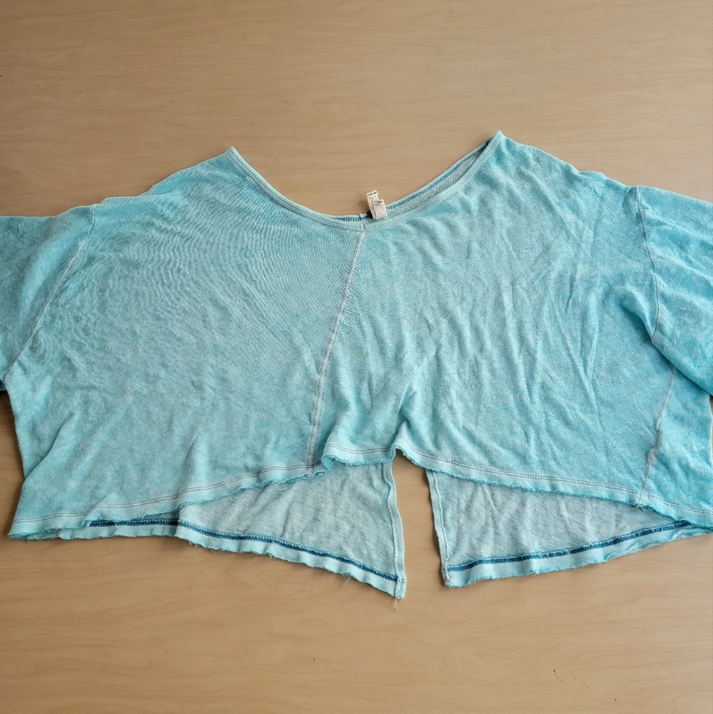 We The Free Blue Oversized Flowy Crop Top Medium